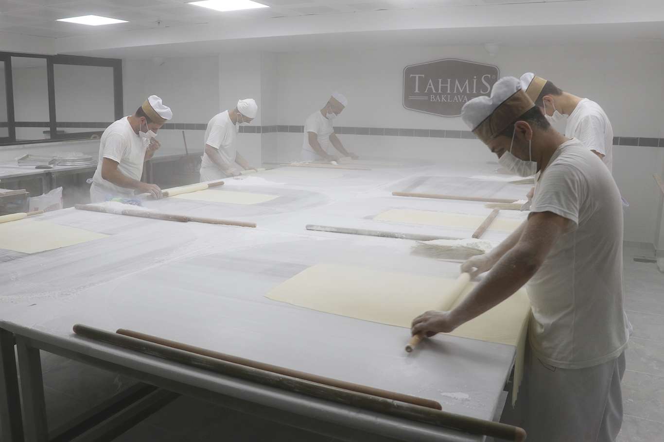 Baklavacılarda “tatlı” bayram telaşı